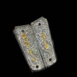 Engraved grips / please specify the exact model of the firearm